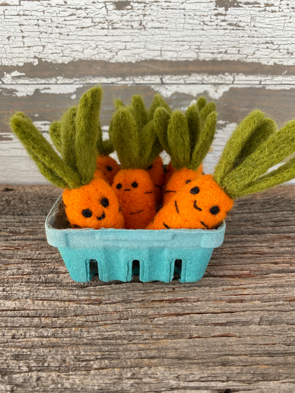 Wool Felted Carrot | 1 piece